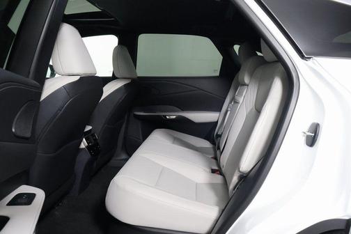 Ultra White 2026 Lexus RX 350 F SPORT Design