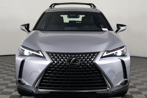 2025 Lexus UX 300h Base