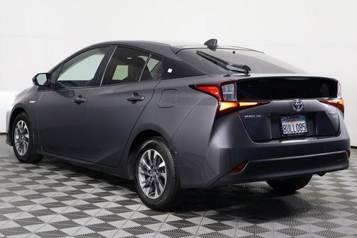 2021 Toyota Prius XLE