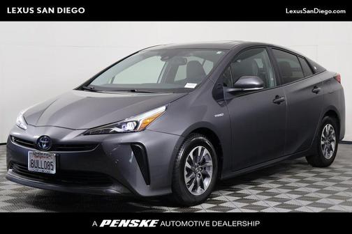 2021 Toyota Prius XLE