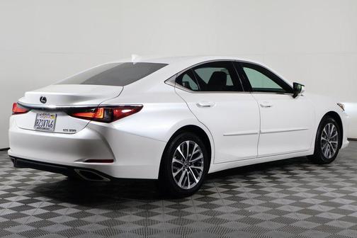 2022 Lexus ES 350 Base
