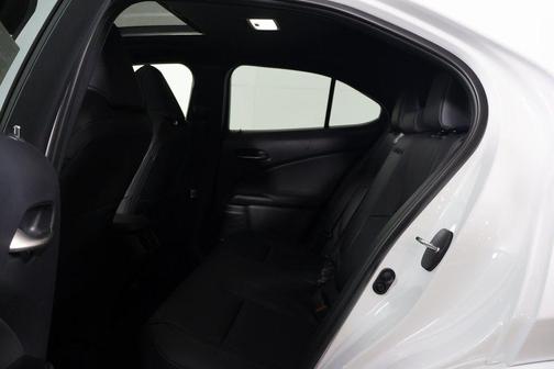 2026 Lexus UX 300h F SPORT Design