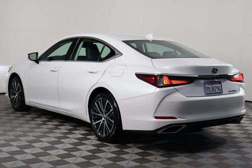Eminent White Pearl 2025 Lexus ES 350 Premium