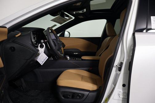 Eminent White Pearl 2026 Lexus RX 350h Premium