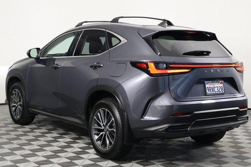 2025 Lexus NX 350h Premium