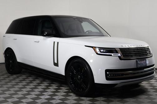2023 Land Rover Range Rover P530 SE