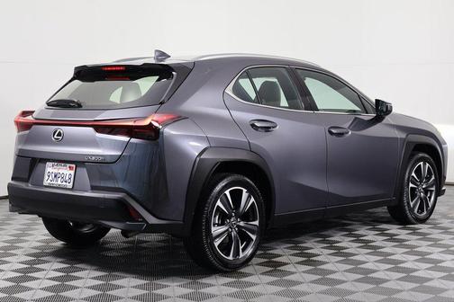 2025 Lexus UX 300h F SPORT Handling