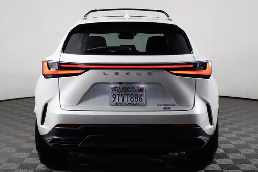 2025 Lexus NX 350h Premium