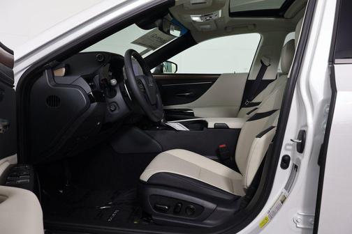 2025 Lexus ES 350 Base