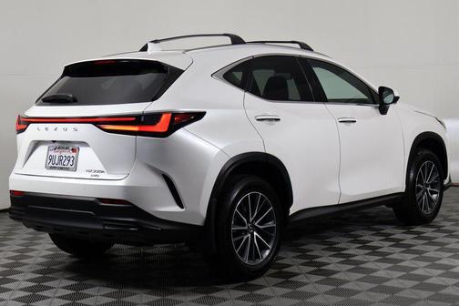 Eminent White Pearl 2025 Lexus NX 350h Premium