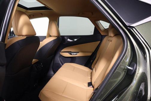Nori Green Pearl 2026 Lexus NX 350h Premium