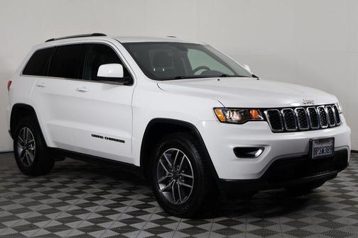 2020 Jeep Grand Cherokee Laredo