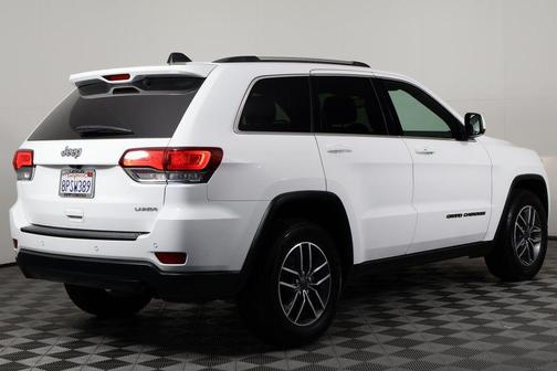 2020 Jeep Grand Cherokee Laredo