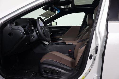 2025 Lexus ES 350 Base