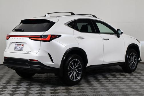 2025 Lexus NX 350h Premium
