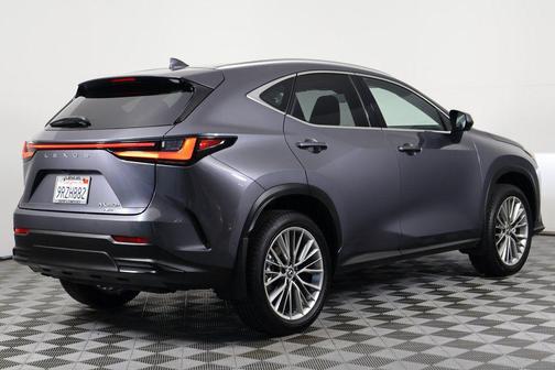 2025 Lexus NX 350h Luxury