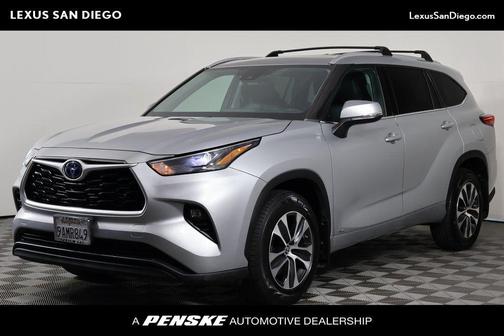 2022 Toyota Highlander Hybrid XLE