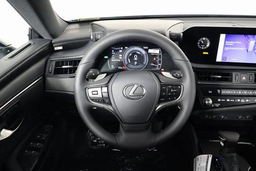 2025 Lexus ES 300h Base