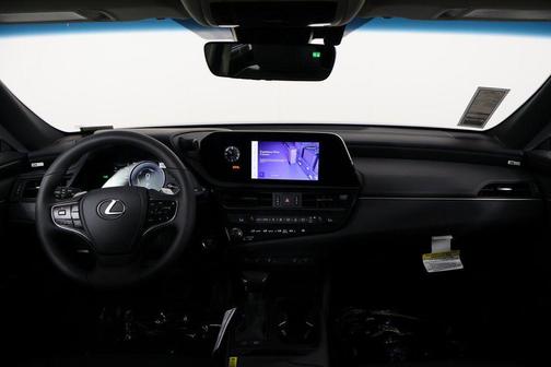 2025 Lexus ES 300h Base