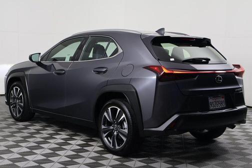 2025 Lexus UX 300h Base