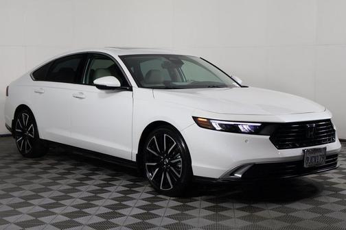 2023 Honda Accord Hybrid Touring