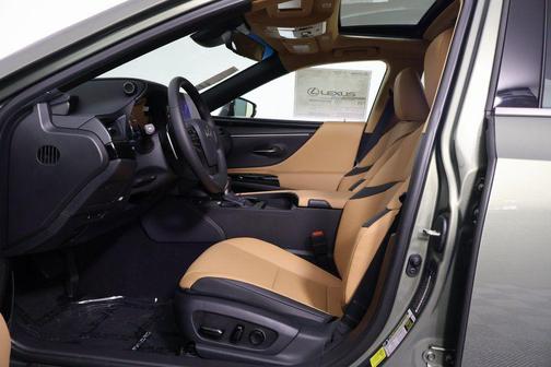 2025 Lexus ES 350 Base