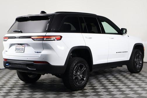 2023 Jeep Grand Cherokee 4xe Trailhawk Carb State Pkg