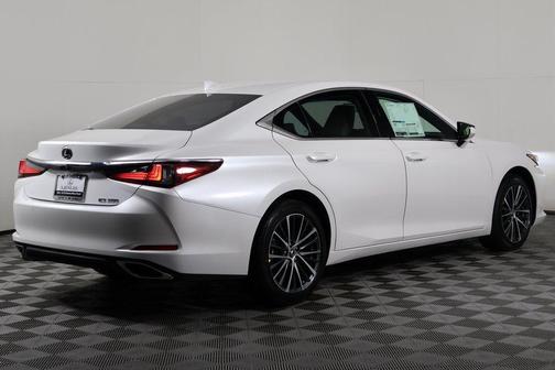 2025 Lexus ES 350 Base