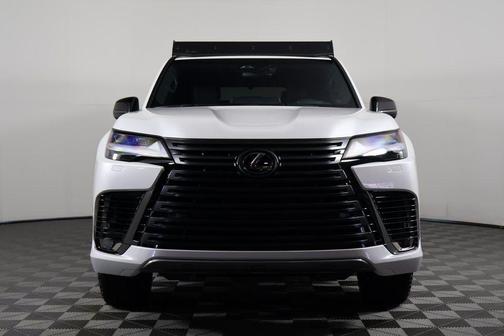 2025 Lexus LX 700h Overtrail