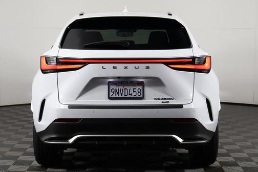 2025 Lexus NX 450h+ F SPORT Handling