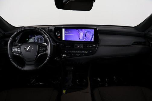 2025 Lexus ES 300h Luxury