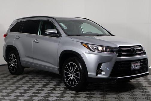 2018 Toyota Highlander SE