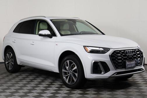 2022 Audi Q5 45 S line Premium Plus