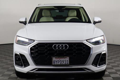 2022 Audi Q5 45 S line Premium Plus