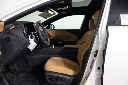 Eminent White Pearl 2026 Lexus RX 350h Premium