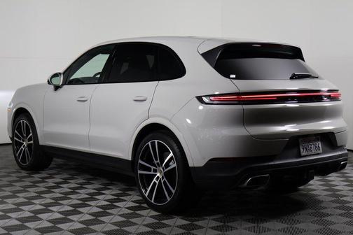 2024 Porsche Cayenne Cayenne