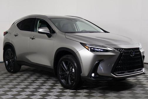 2022 Lexus NX 450h+ Luxury
