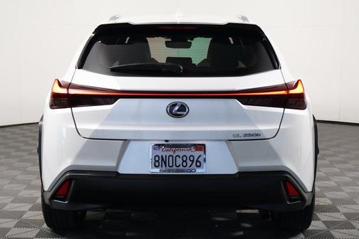 2019 Lexus UX 250h Base