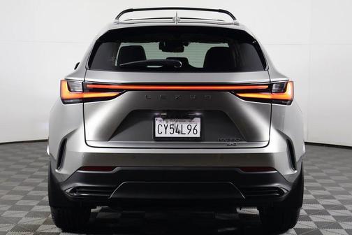 2025 Lexus NX 350h Premium