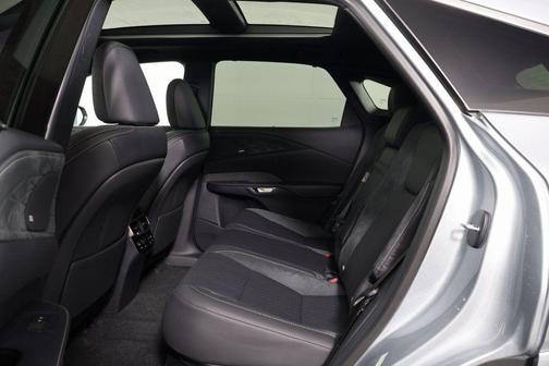 Iridium 2026 Lexus RX 350h Luxury