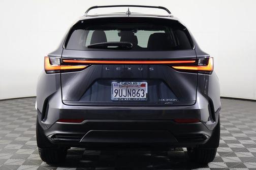 2025 Lexus NX 350h Premium