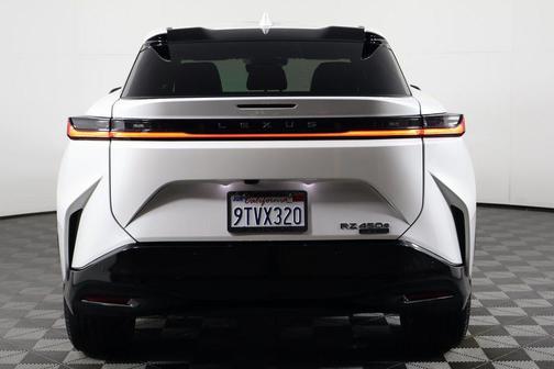 2025 Lexus RZ 450e Premium