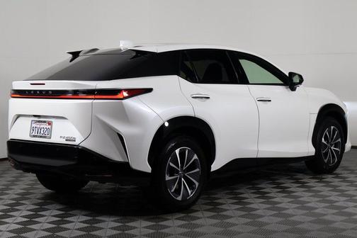 2025 Lexus RZ 450e Premium