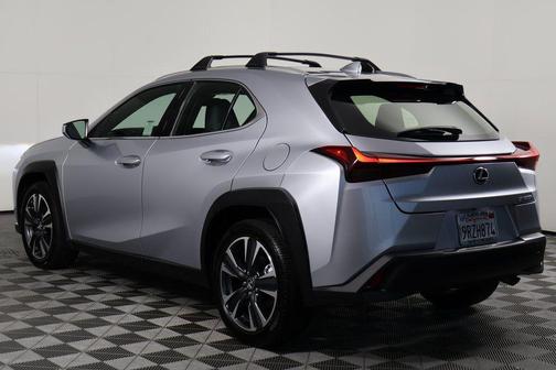 2025 Lexus UX 300h Base