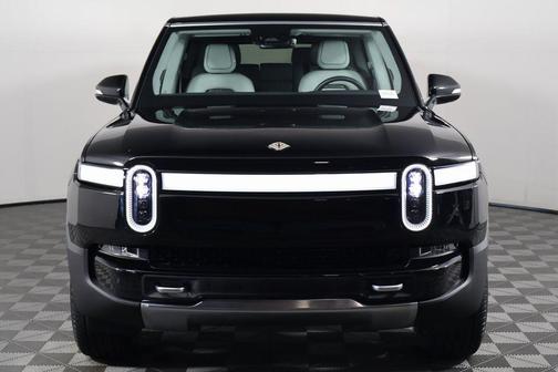 2023 Rivian R1S Adventure