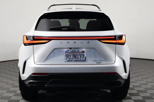 2025 Lexus NX 350h Premium