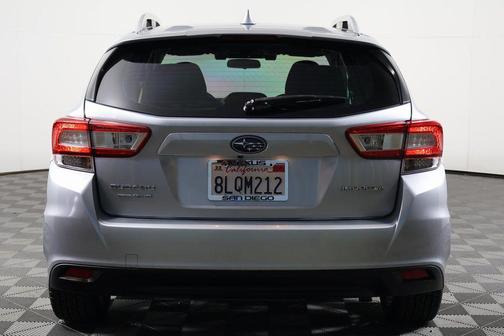 2018 Subaru Impreza 2.0i Premium