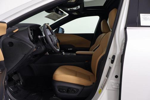 Eminent White Pearl 2026 Lexus RX 350h Premium