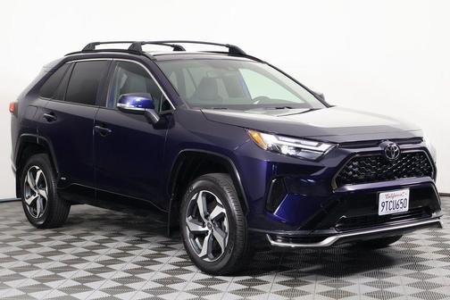 2025 Toyota RAV4 Hybrid SE