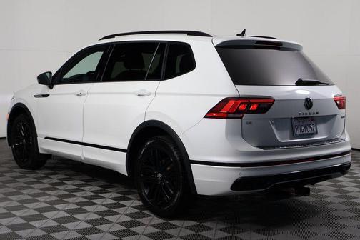 2022 Volkswagen Tiguan 2.0T SE R-Line Black 4MOTION